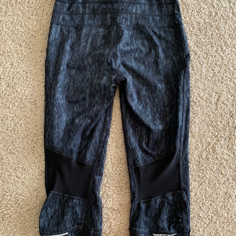 Athleta Capri leggings
